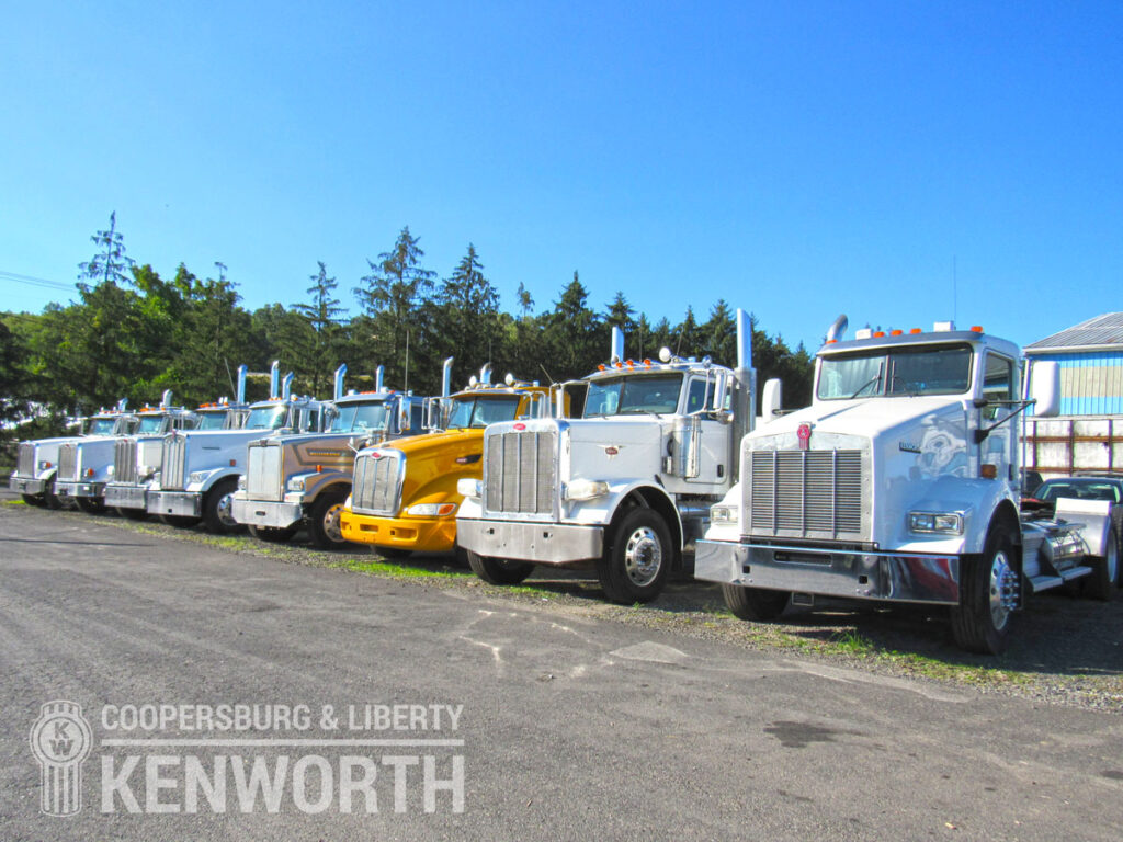 Day Cab Trucks for Sale